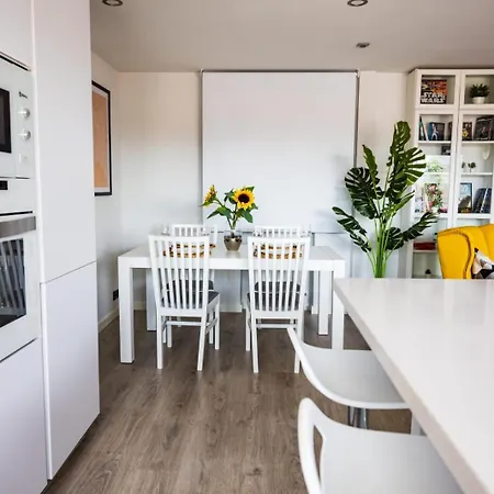 Lujoso Atico Entre 2 Playas Con Garaje, Terraza, Vistas Y Wifi Gijón