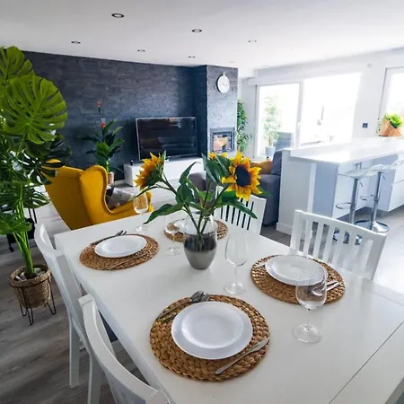 Lujoso ático Entre 2 Playas Con Garaje, Terraza, Vistas Y Wifi