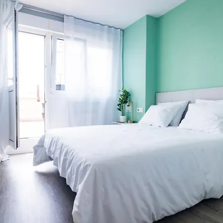 Lujoso ático Entre 2 Playas Con Garaje, Terraza, Vistas Y Wifi Apartamento Gijón